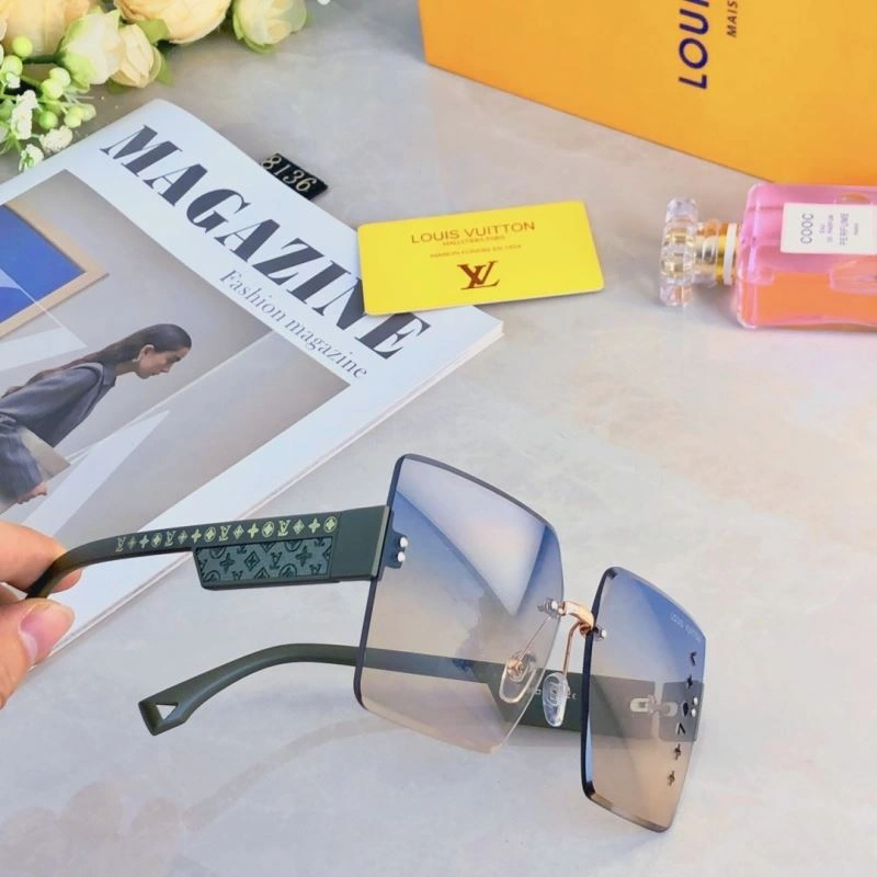 Modern Louis Vuitton Sunglasses 280537