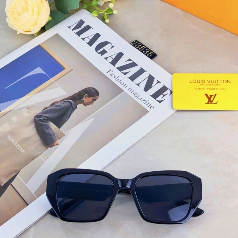 DailyWear Louis Vuitton Sunglasses 280540