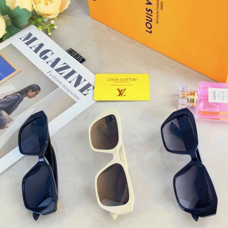 DailyWear Louis Vuitton Sunglasses 280540