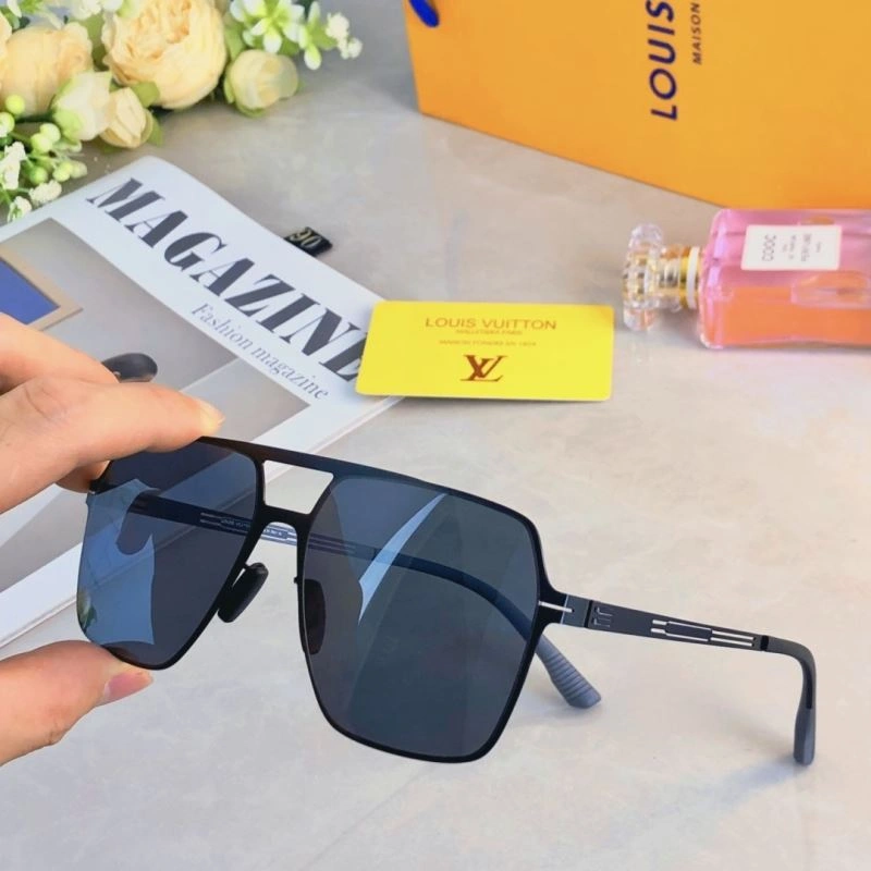Louis Vuitton Sunglasses Sleek 280535