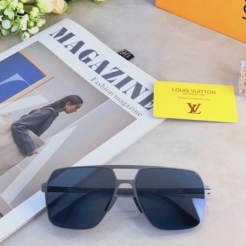Louis Vuitton Sunglasses Sleek 280535