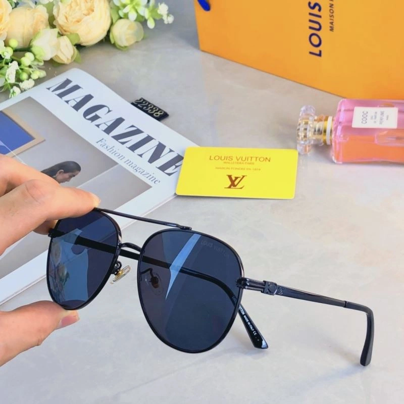 Louis Vuitton Sunglasses Packable 280538