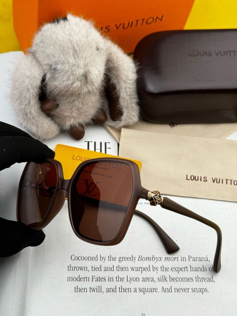 Louis Vuitton Sunglasses RelaxedFit 280531