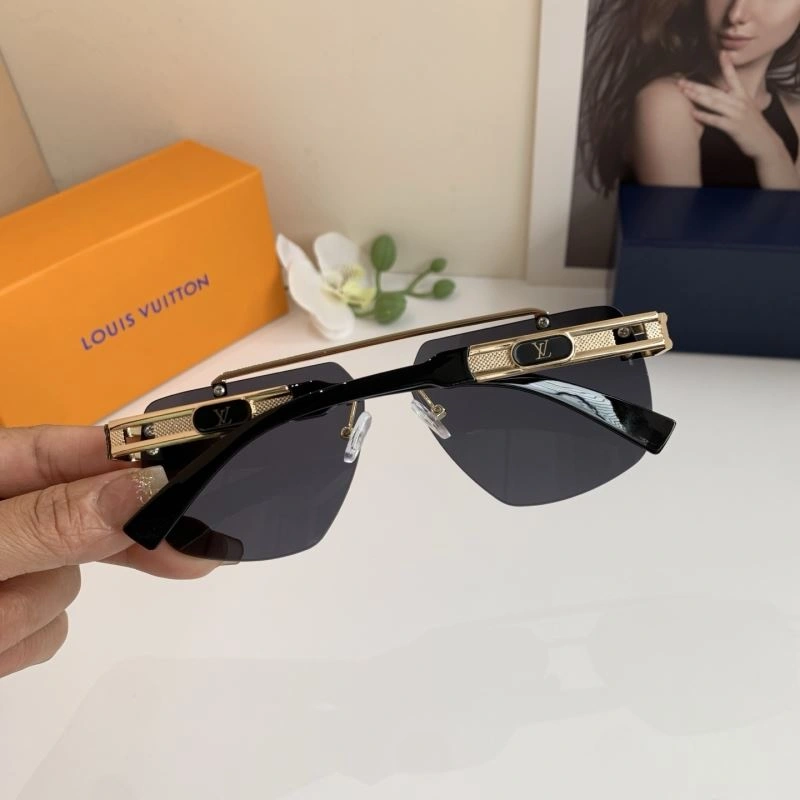 Louis Vuitton Sunglasses HighQuality 280534