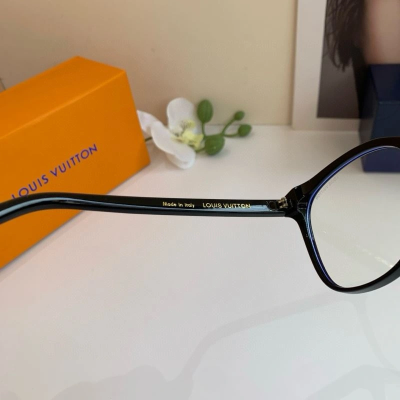 Louis Vuitton Sunglasses ComfortFit 280525