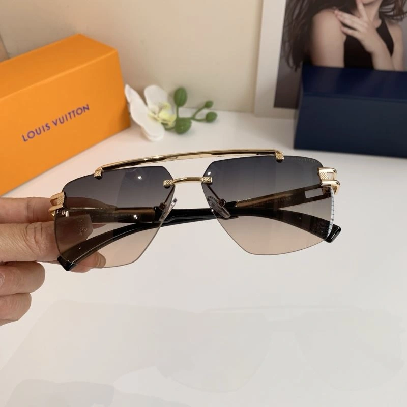 Louis Vuitton Sunglasses Cozy 280527