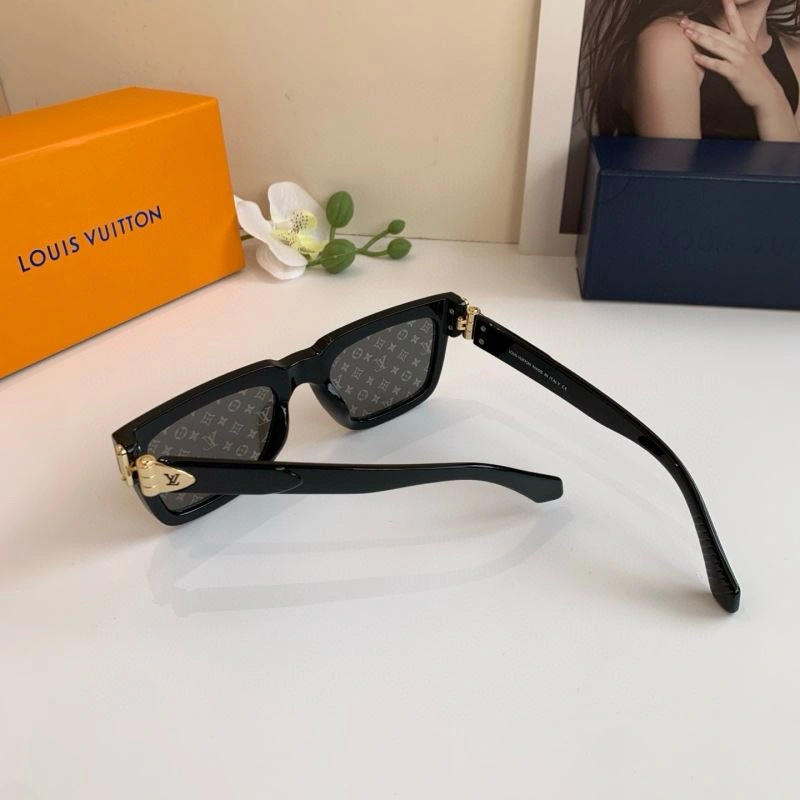 Louis Vuitton Sunglasses TimelessDesign 280529