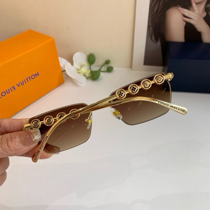 Louis Vuitton Sunglasses Tailored 280523
