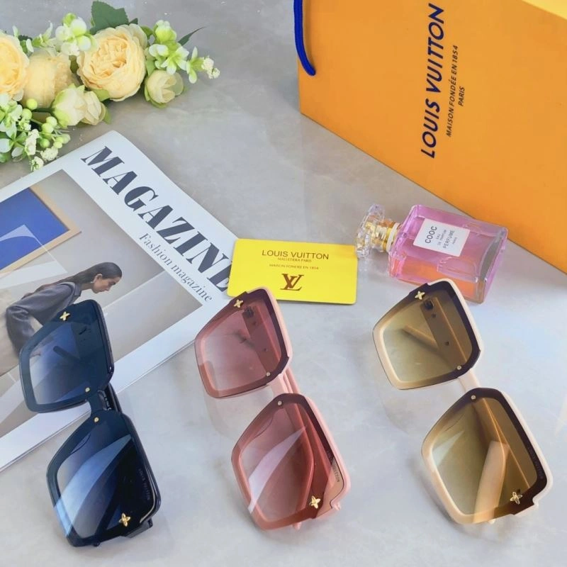Louis Vuitton Sunglasses Chic 280528