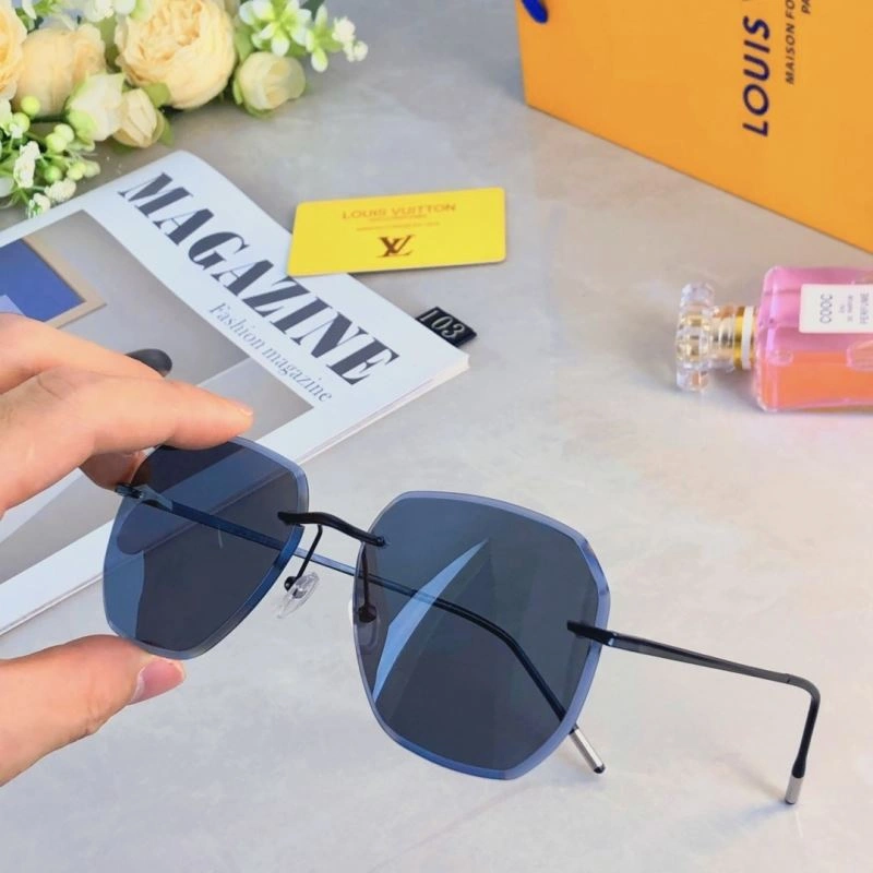 Louis Vuitton Sunglasses Soft 280508