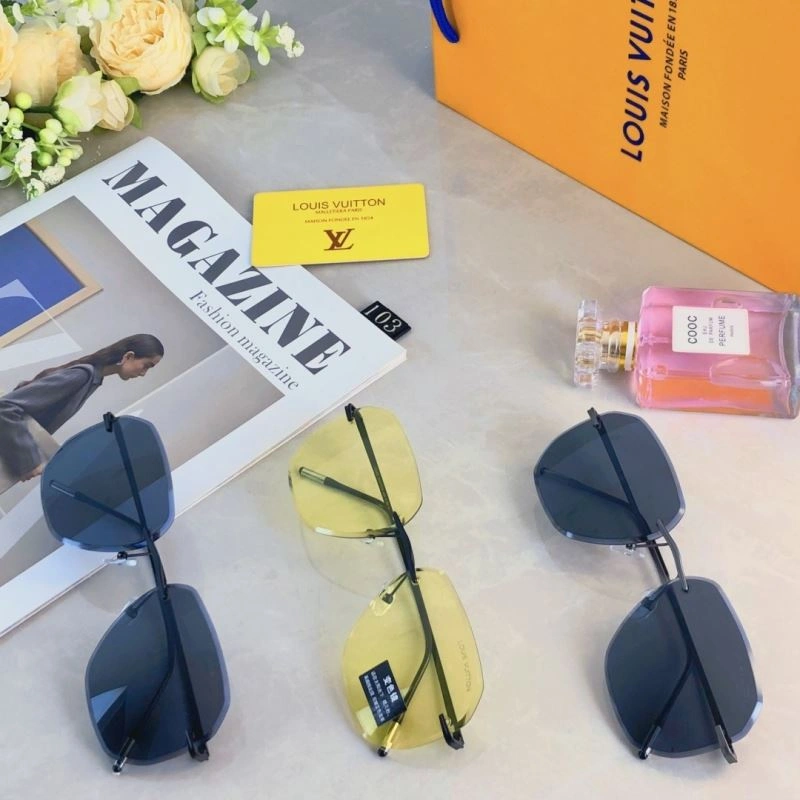 Louis Vuitton Sunglasses Soft 280508