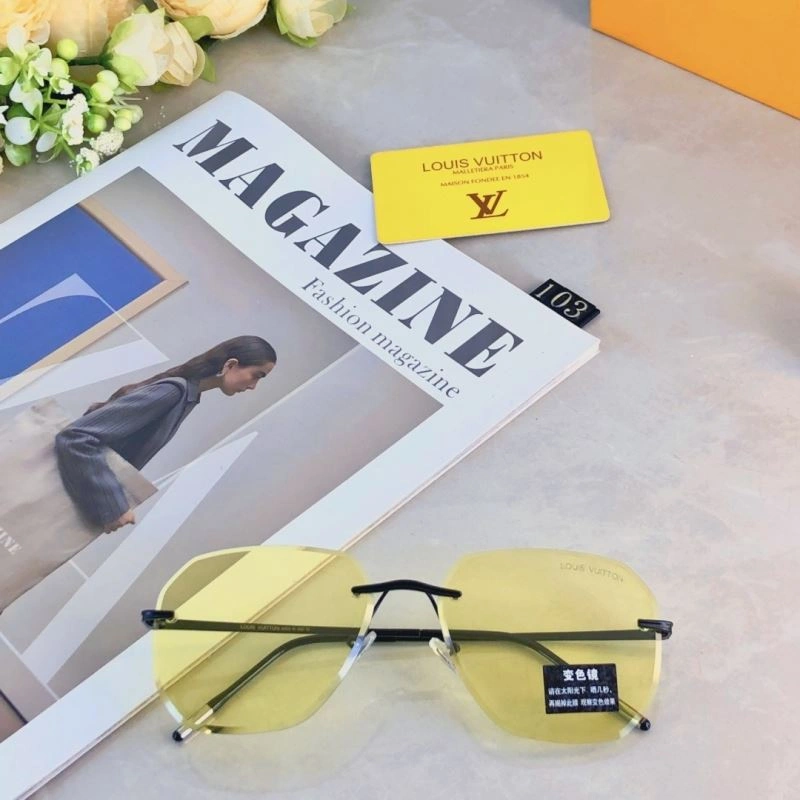 Louis Vuitton Sunglasses Soft 280508