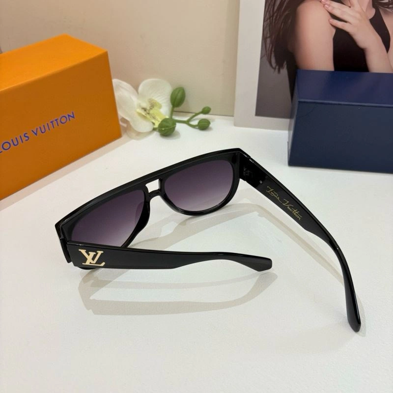 Breathable Louis Vuitton Sunglasses 280506