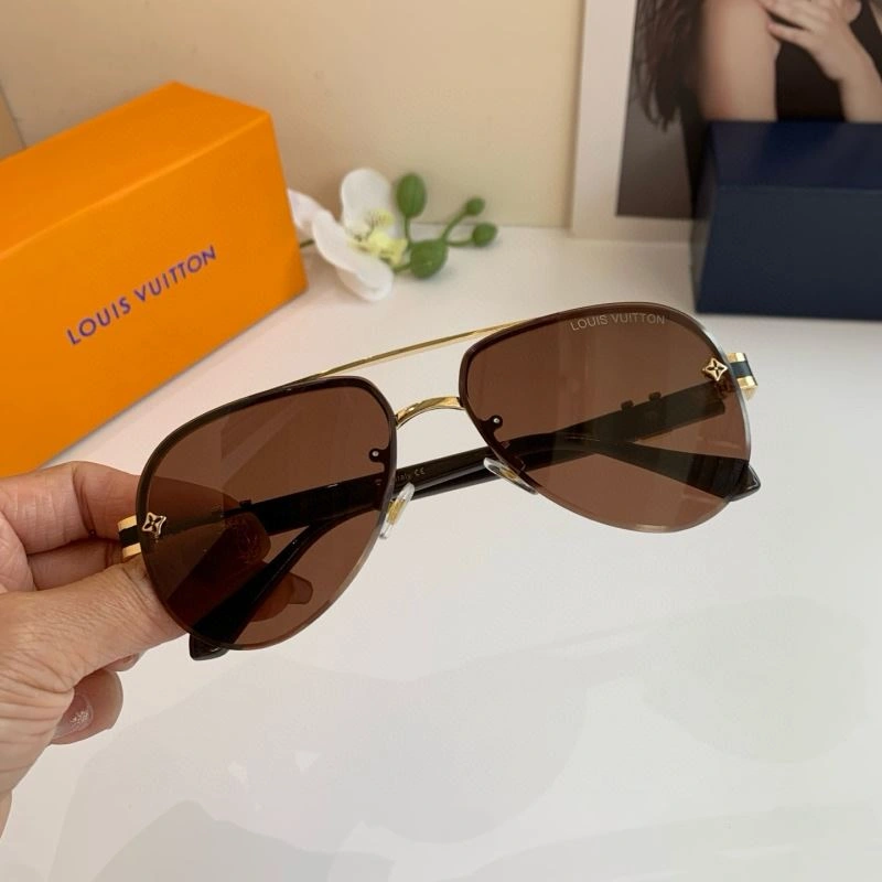 WellDesigned Louis Vuitton Sunglasses 280490