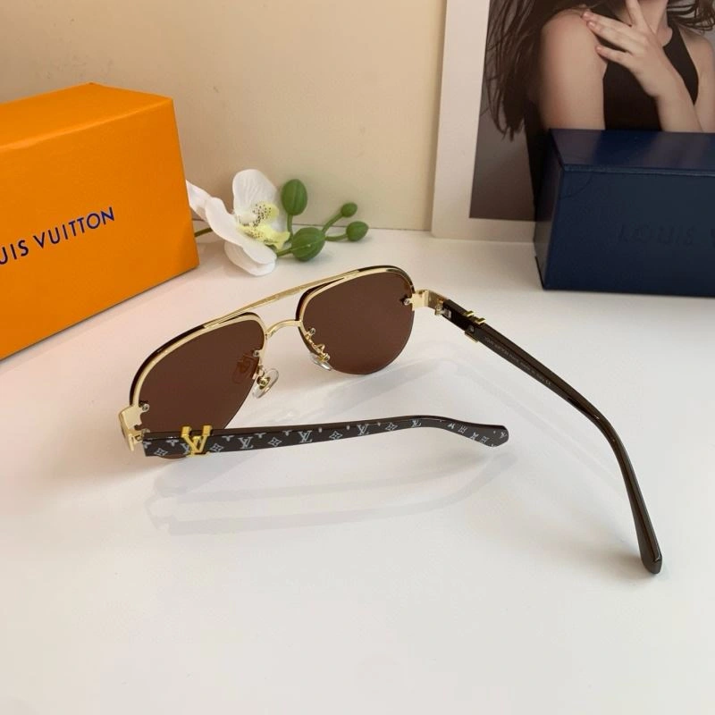 WellDesigned Louis Vuitton Sunglasses 280490