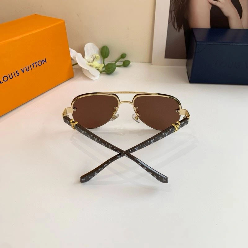 WellDesigned Louis Vuitton Sunglasses 280490