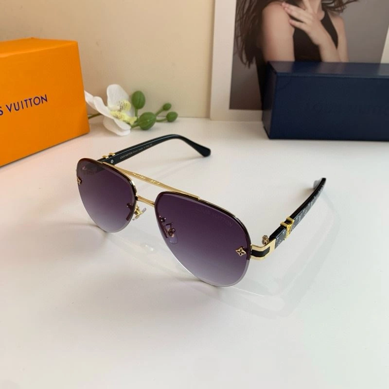 Louis Vuitton Sunglasses UrbanChic 280498