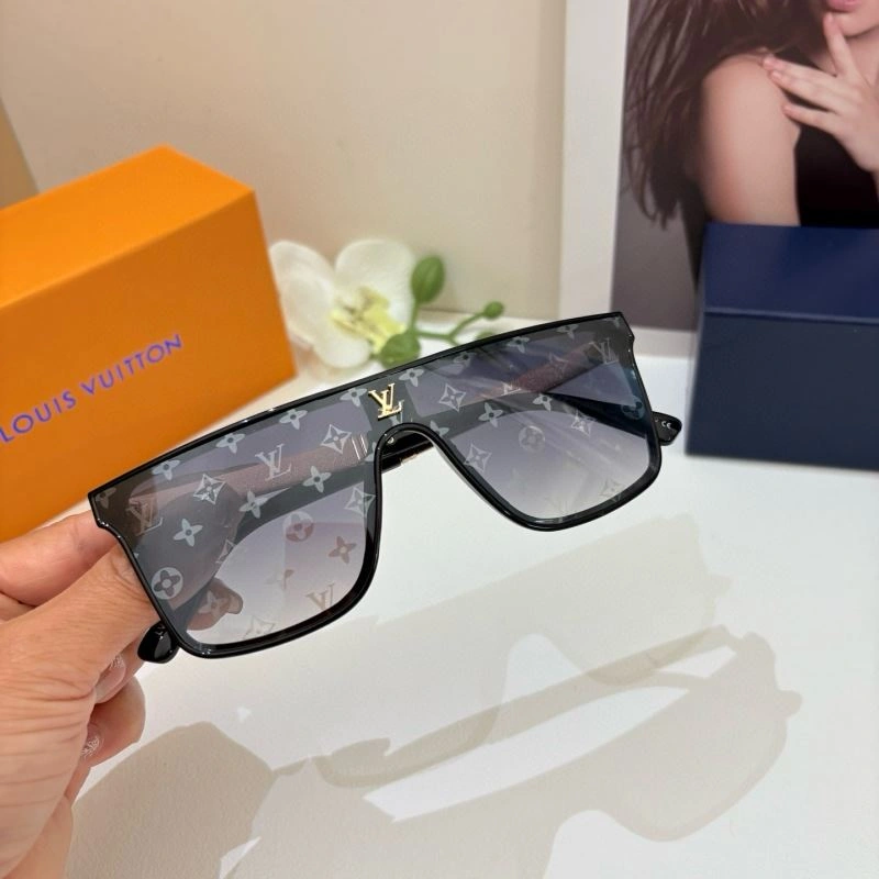 Colorful Louis Vuitton Sunglasses 280496