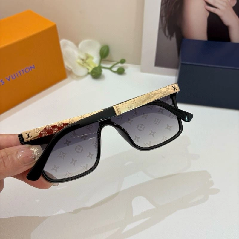 Colorful Louis Vuitton Sunglasses 280496