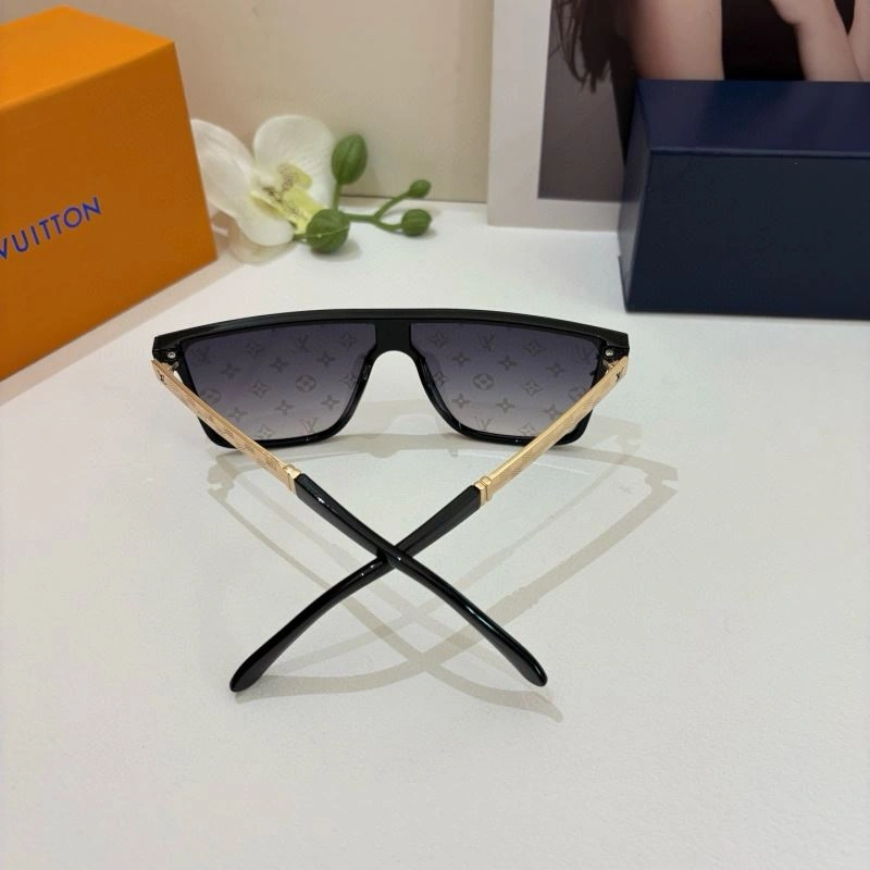Colorful Louis Vuitton Sunglasses 280496
