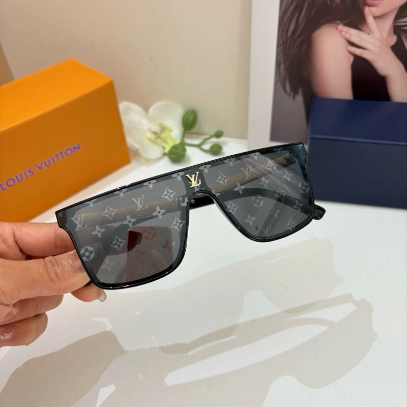 Thermal Louis Vuitton Sunglasses 280499