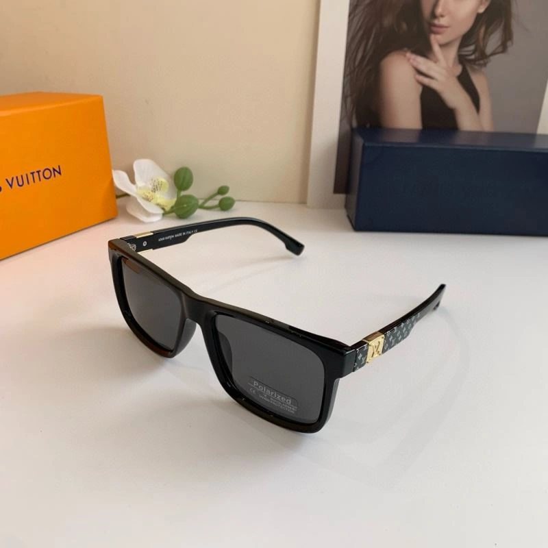 Louis Vuitton Sunglasses Contemporary 280502