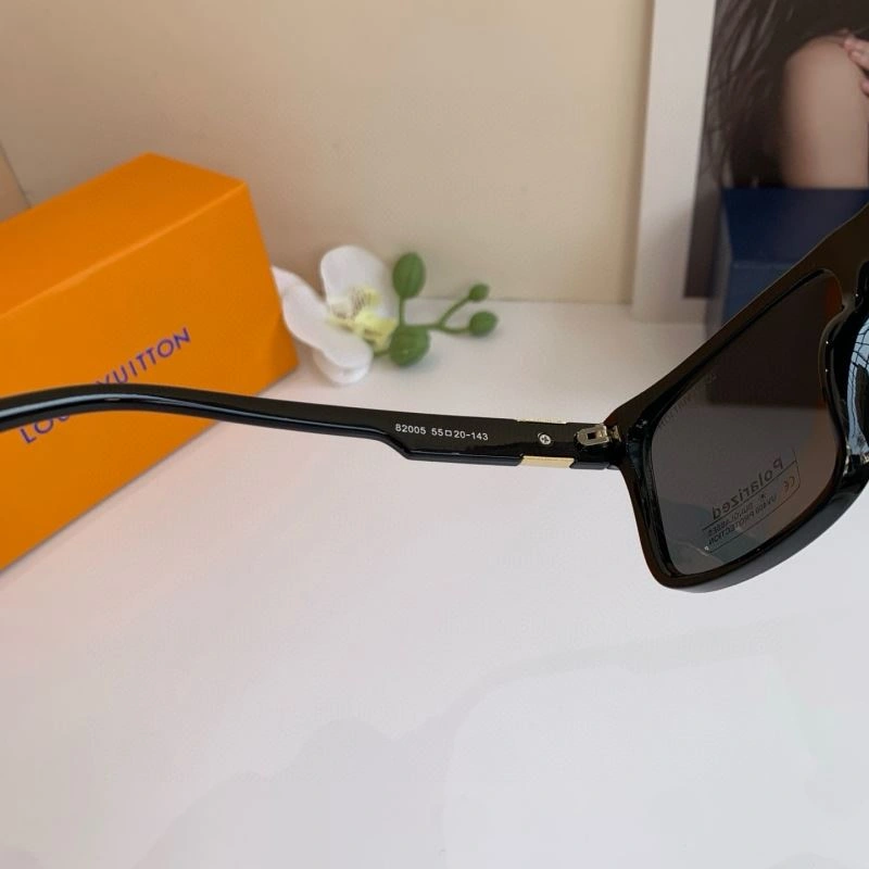 Louis Vuitton Sunglasses Contemporary 280502