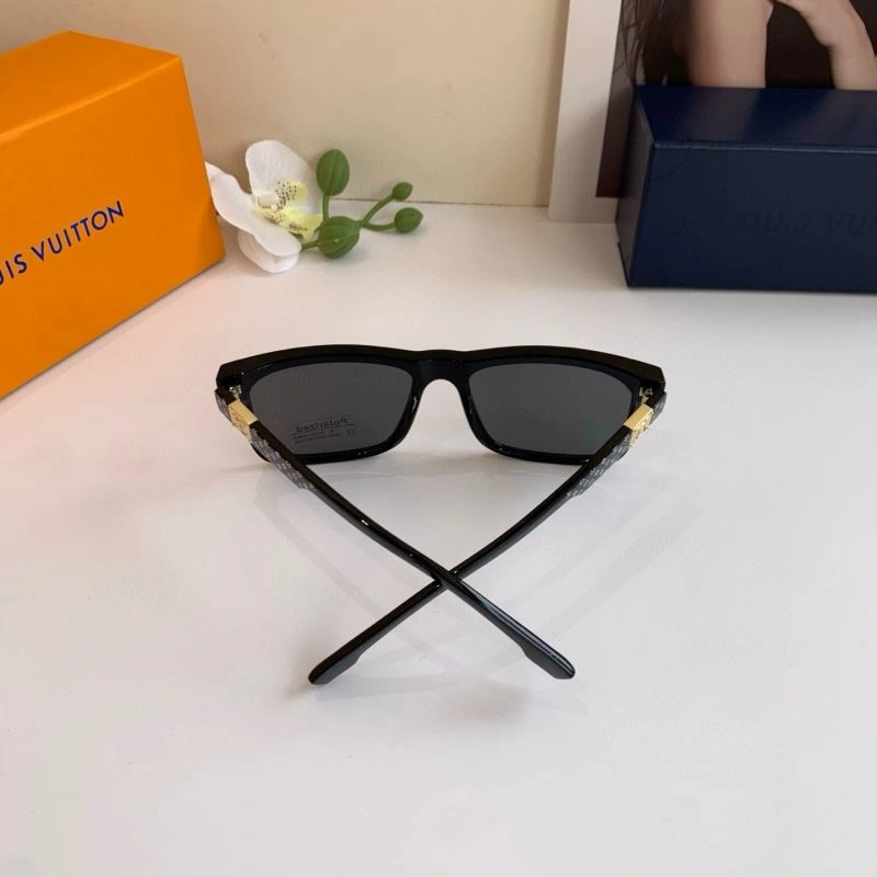 Louis Vuitton Sunglasses Contemporary 280502
