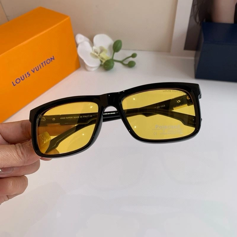 Louis Vuitton Sunglasses UrbanChic 280497