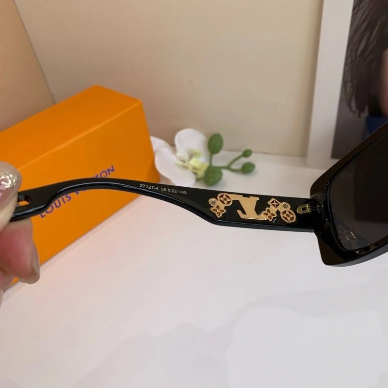 Louis Vuitton Sunglasses Affordable 280486