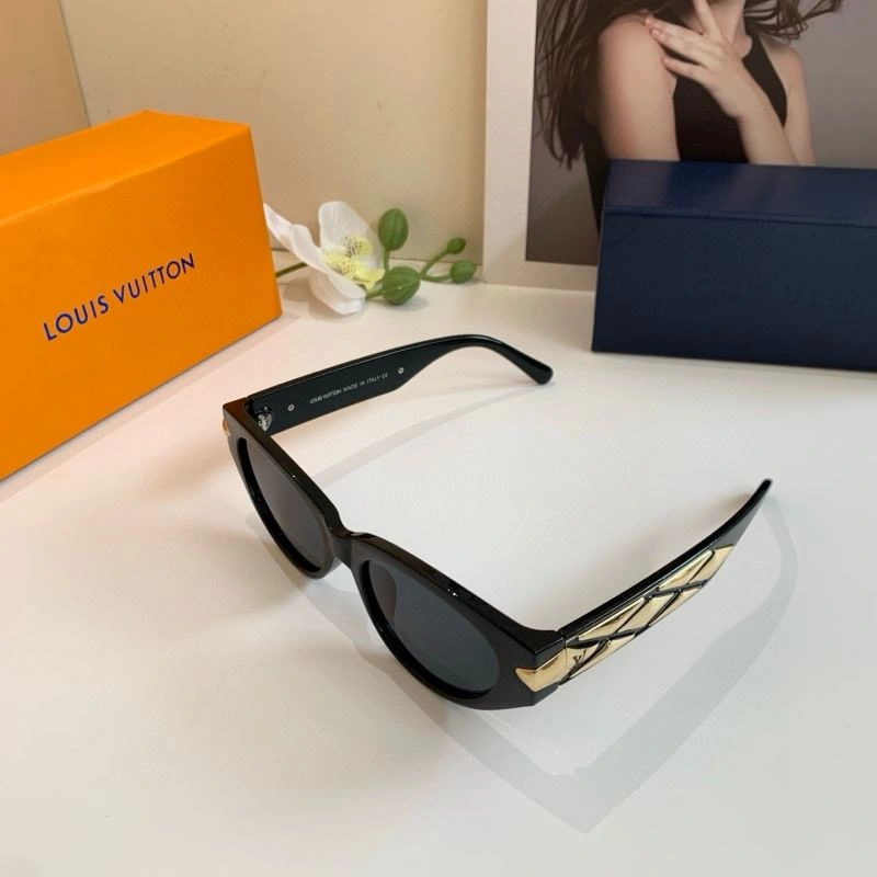 ZeroBulk Louis Vuitton Sunglasses 280500
