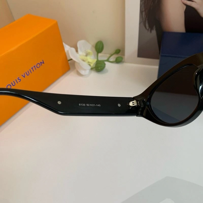 ZeroBulk Louis Vuitton Sunglasses 280500
