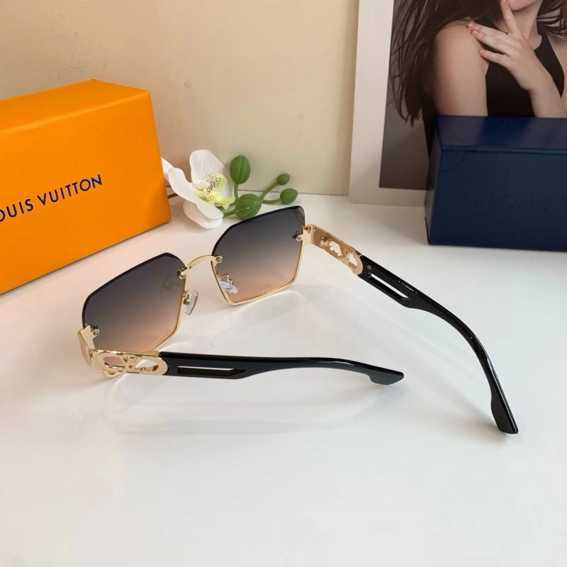 ZipUp Louis Vuitton Sunglasses 280495