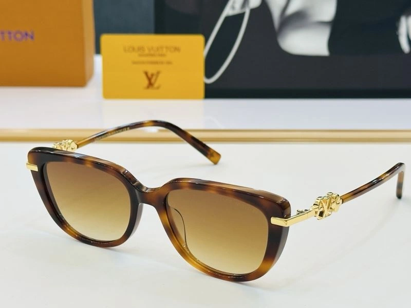Louis Vuitton Sunglasses Sophisticated 280501