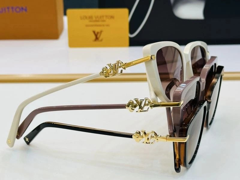 Louis Vuitton Sunglasses Sophisticated 280501