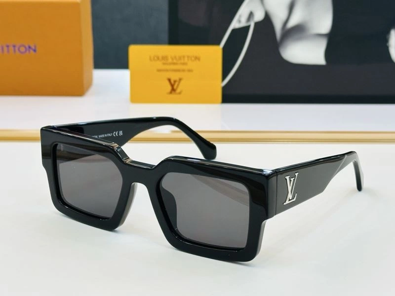 Louis Vuitton Sunglasses Trendsetting 280504