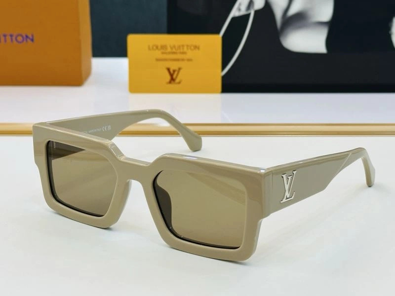 Louis Vuitton Sunglasses Trendsetting 280504