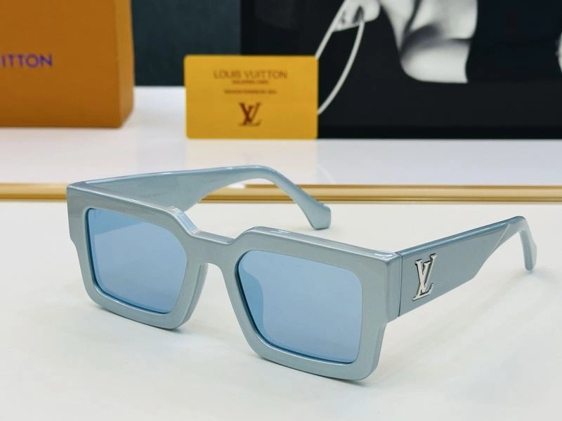 Louis Vuitton Sunglasses Trendsetting 280504
