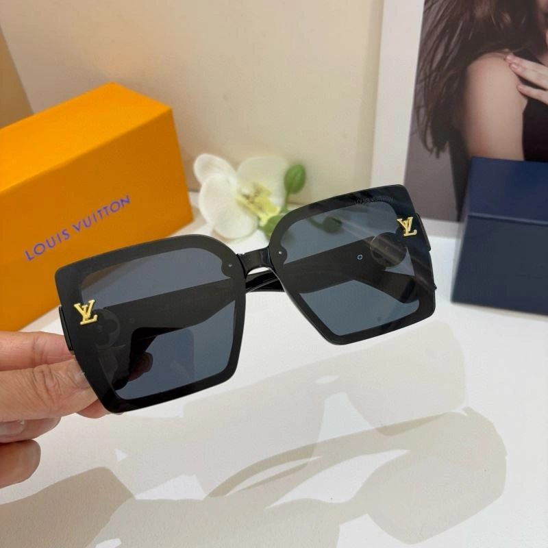 Stylish Louis Vuitton Sunglasses 280481
