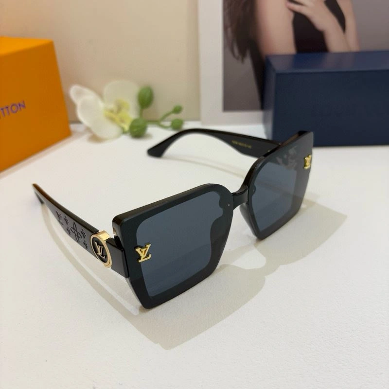 Stylish Louis Vuitton Sunglasses 280481