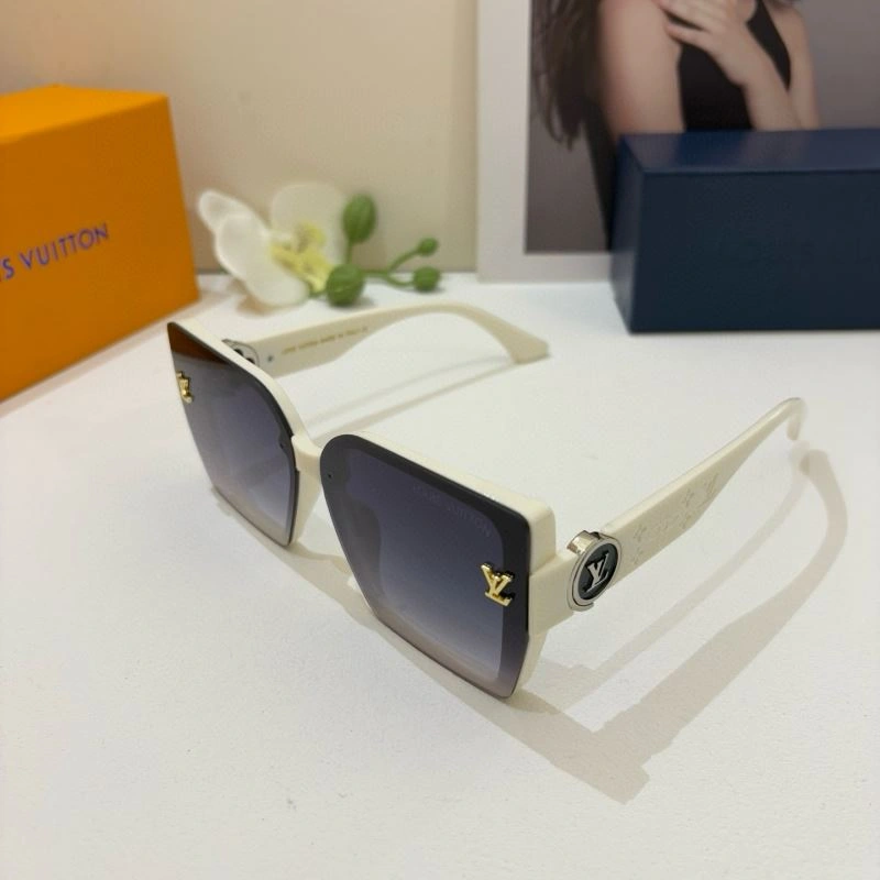 Tailored Louis Vuitton Sunglasses 280487