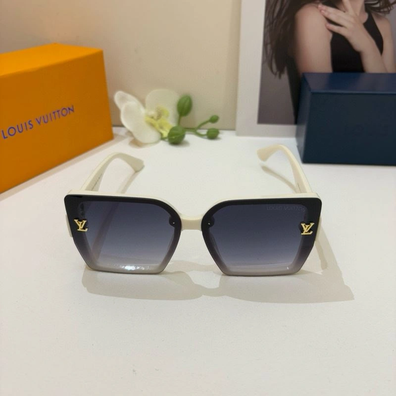 Tailored Louis Vuitton Sunglasses 280487