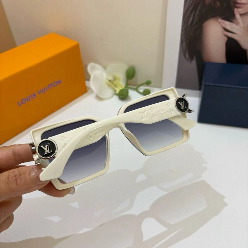 Tailored Louis Vuitton Sunglasses 280487