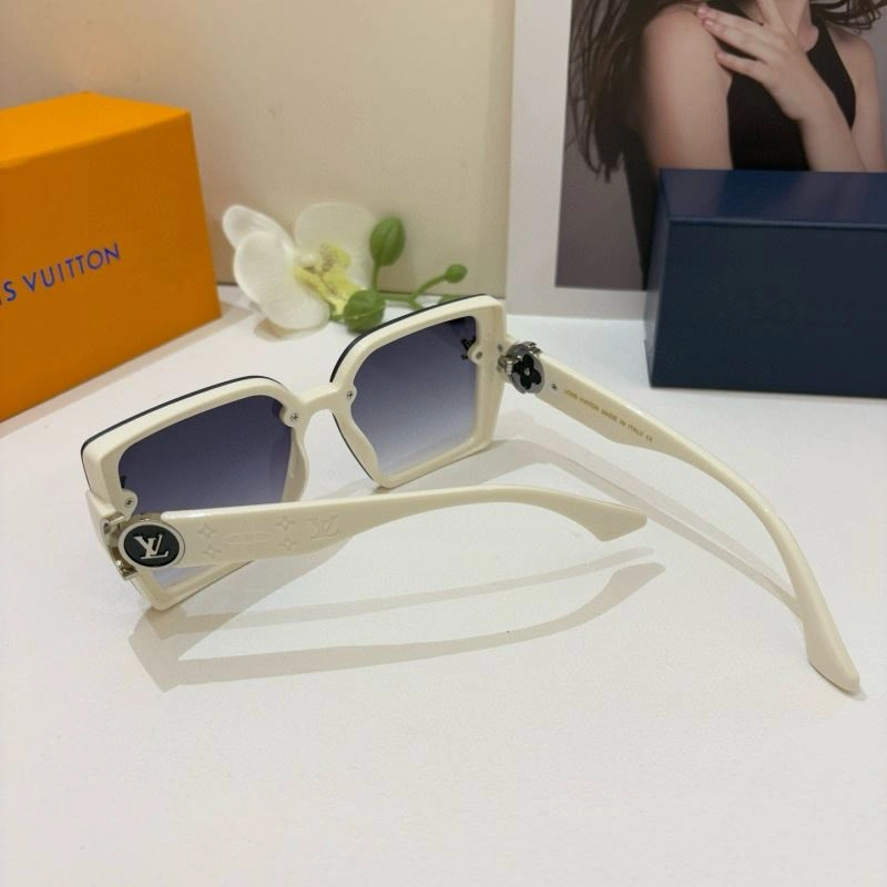 Tailored Louis Vuitton Sunglasses 280487