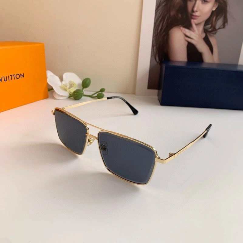 FreshLook Louis Vuitton Sunglasses 280485
