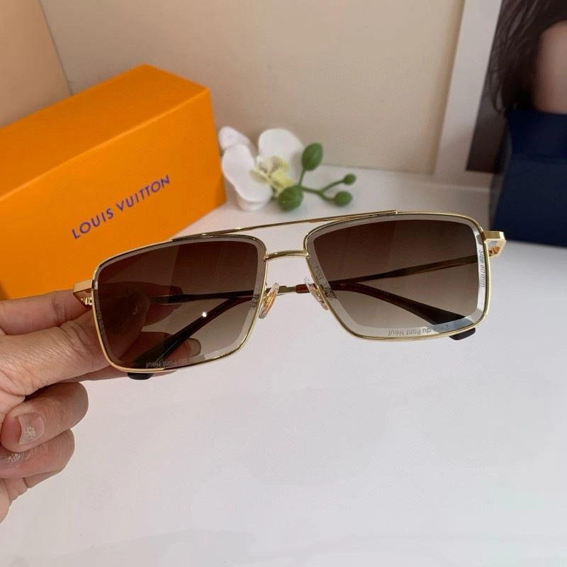Louis Vuitton Sunglasses Chic 280480