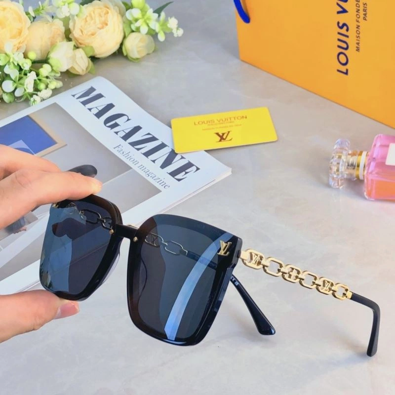 ModernLook Louis Vuitton Sunglasses 280468