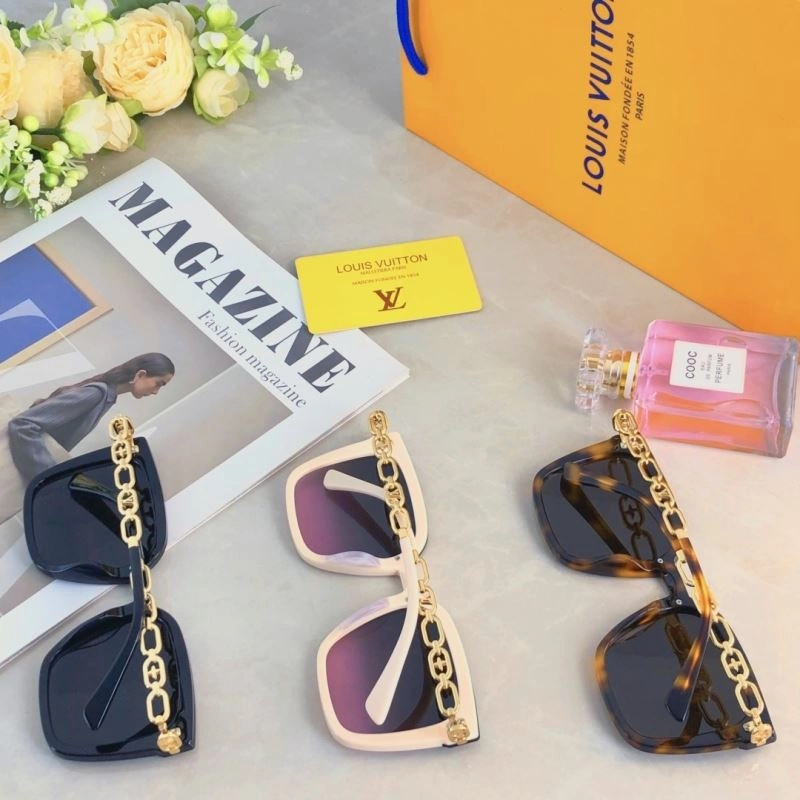 ModernLook Louis Vuitton Sunglasses 280468
