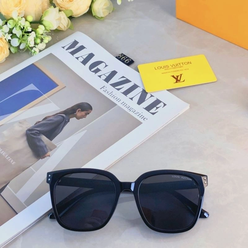 Louis Vuitton Sunglasses Youthful 280472