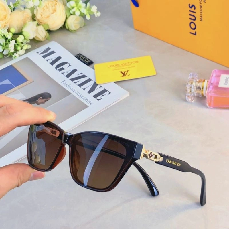 Louis Vuitton Sunglasses EasyMatch 280463